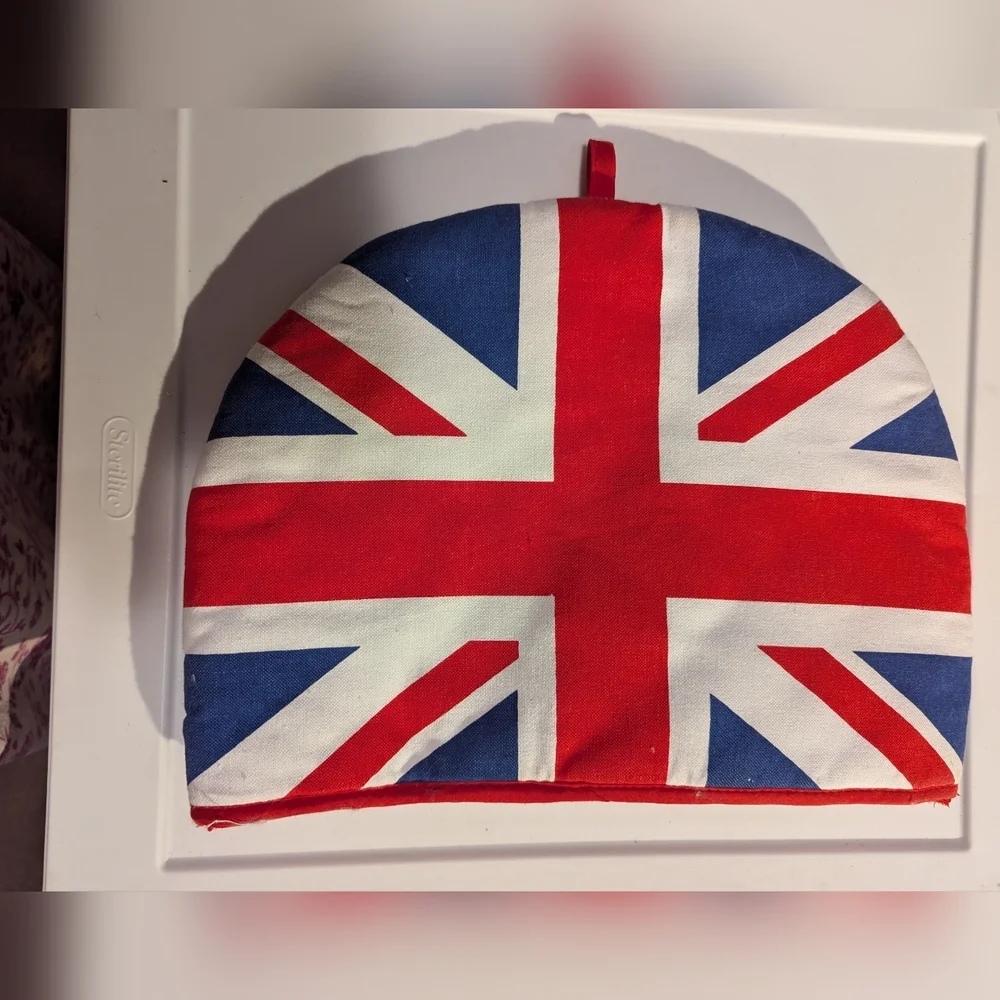 Union Jack Beanie Tea Cozy